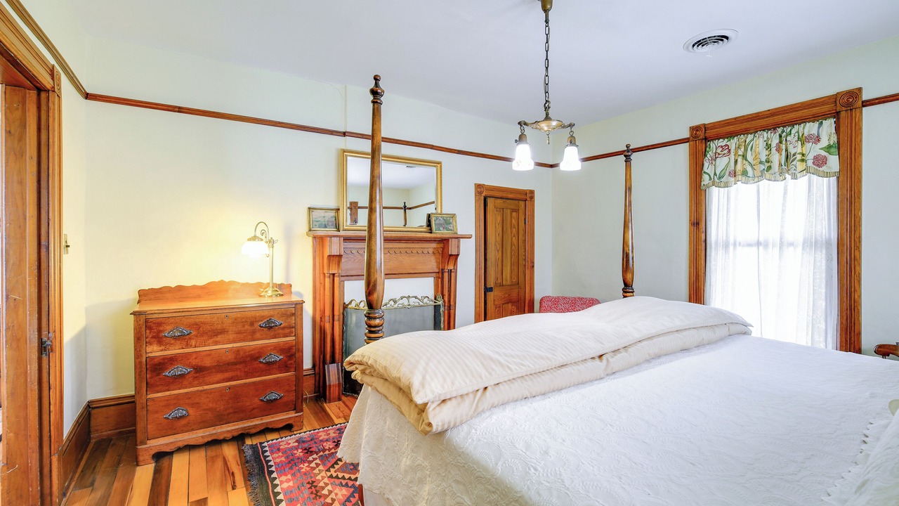 Photo of Bedroom in Bristol