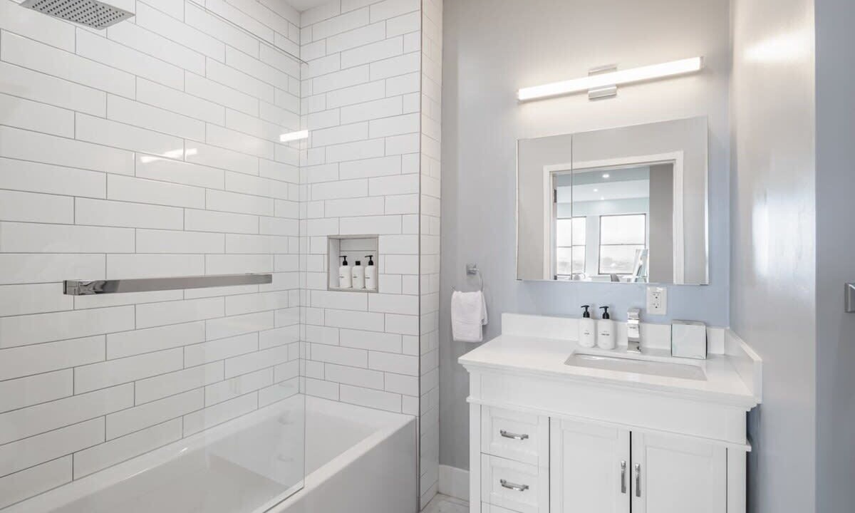 Photo of Bathroom in Center City East