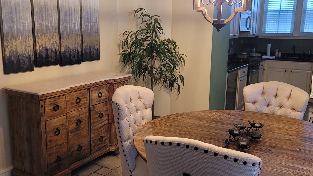 Photo of Livingroom in Knoxville
