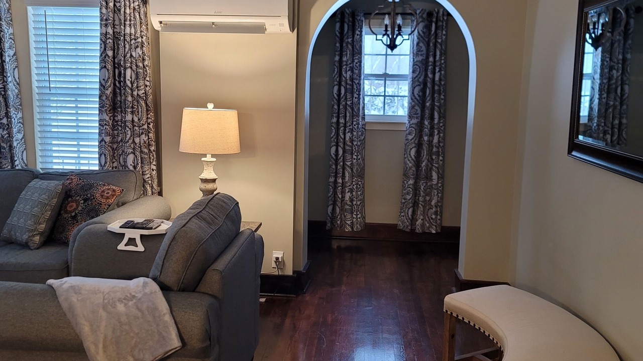 Photo of Livingroom in Knoxville