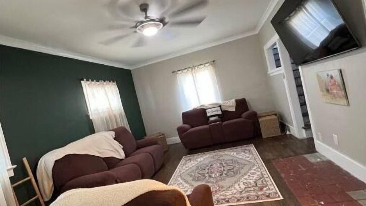 Photo of Livingroom in Bedford