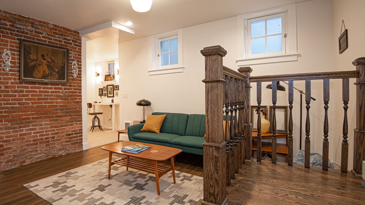 Photo of Livingroom in Alphabet Historic District