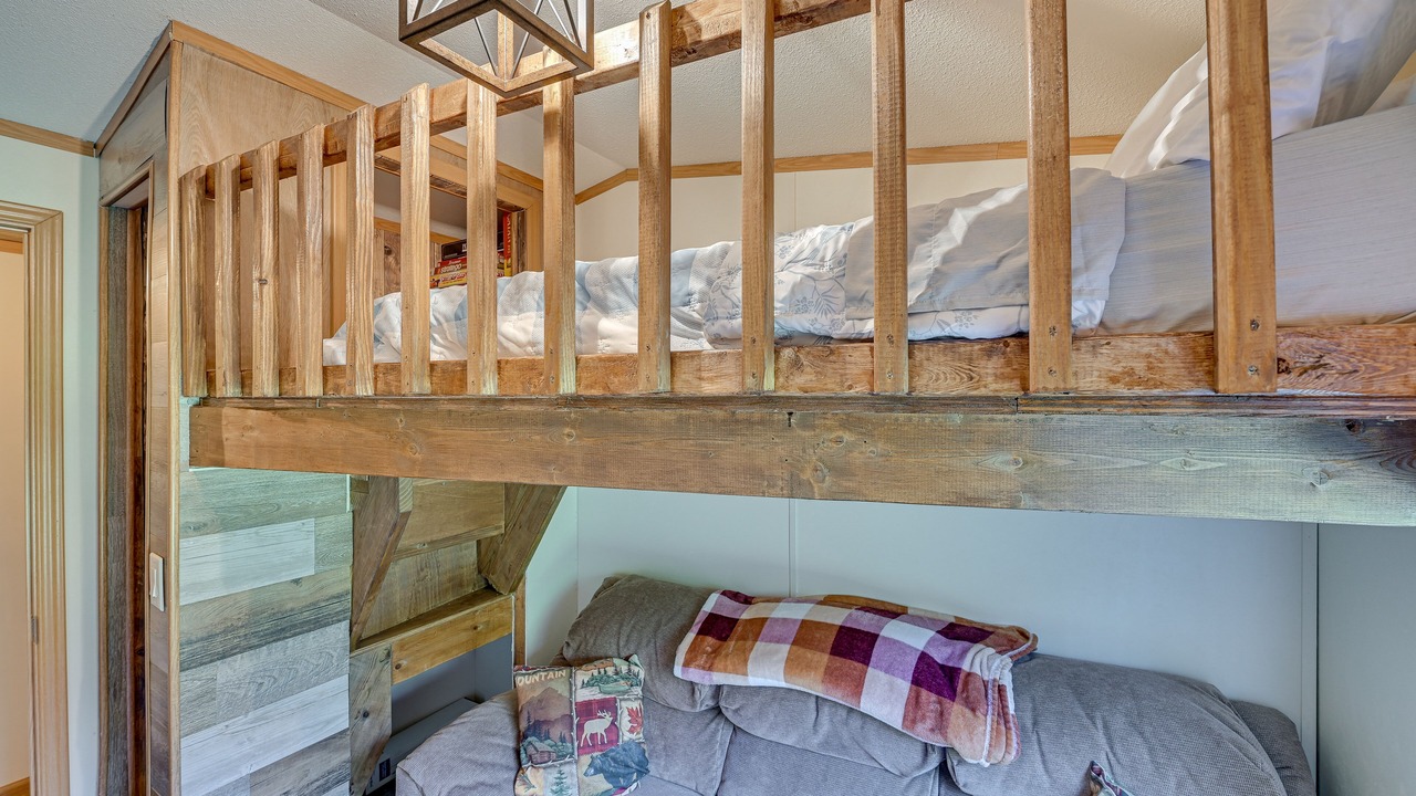 Photo of Bedroom in Northville