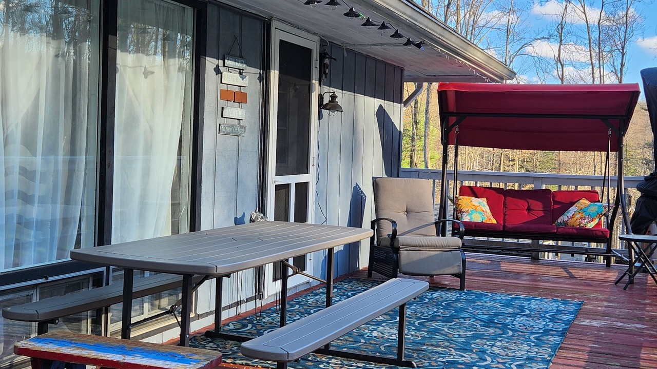 Photo of Outdoor in Treasure Lake
