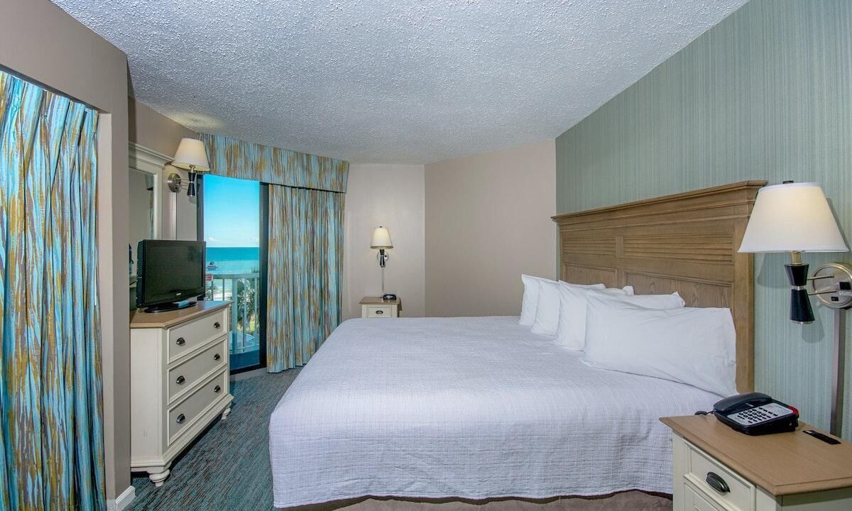 Photo of Bedroom in Golden Mile