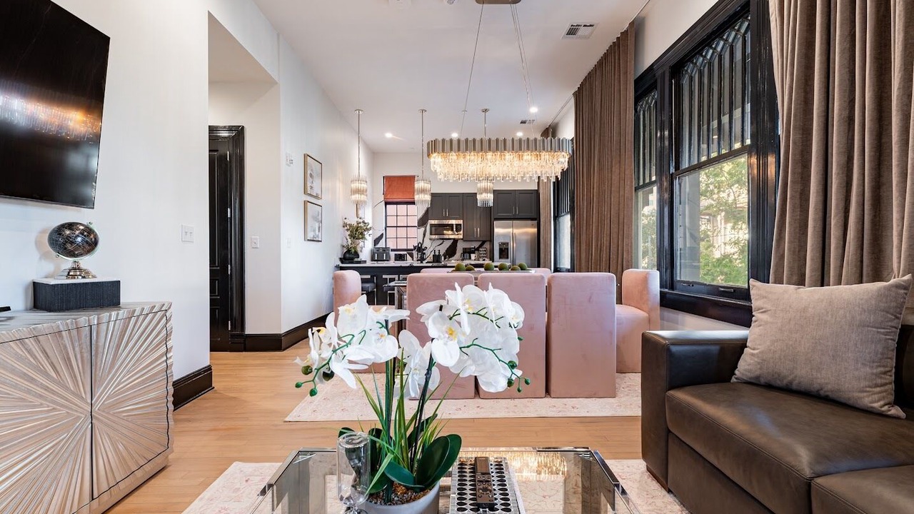 Photo of Bedroom in Arts/Warehouse District
