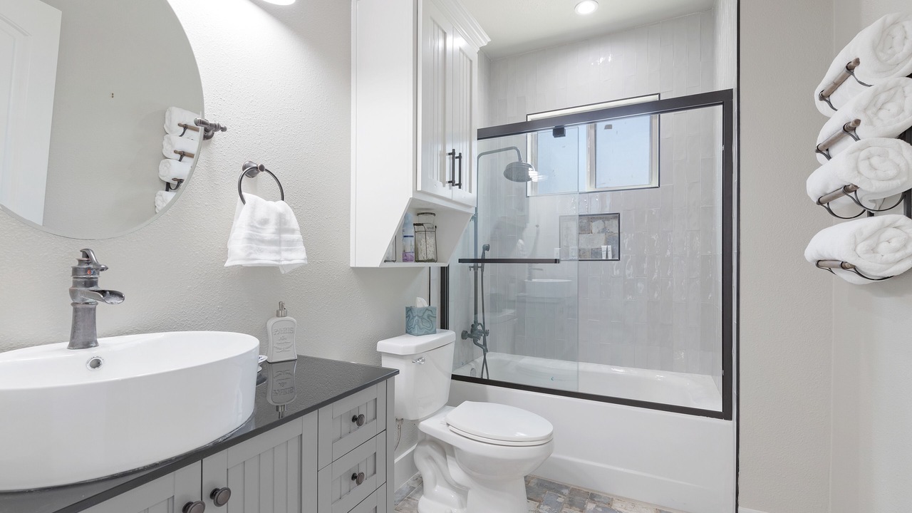 Photo of Bathroom in Del Valle