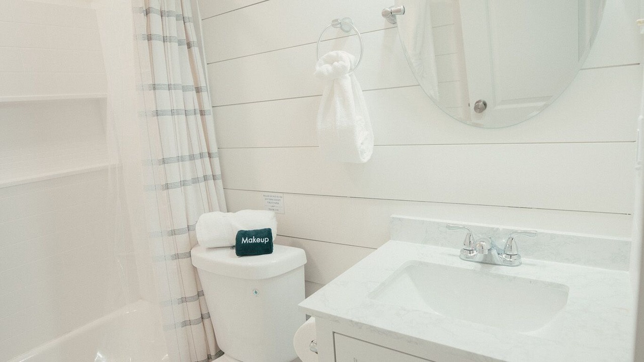 Photo of Bathroom in Hillsboro Village