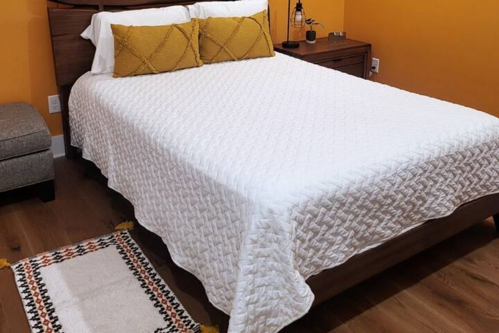 Photo of Bedroom in Inglewood