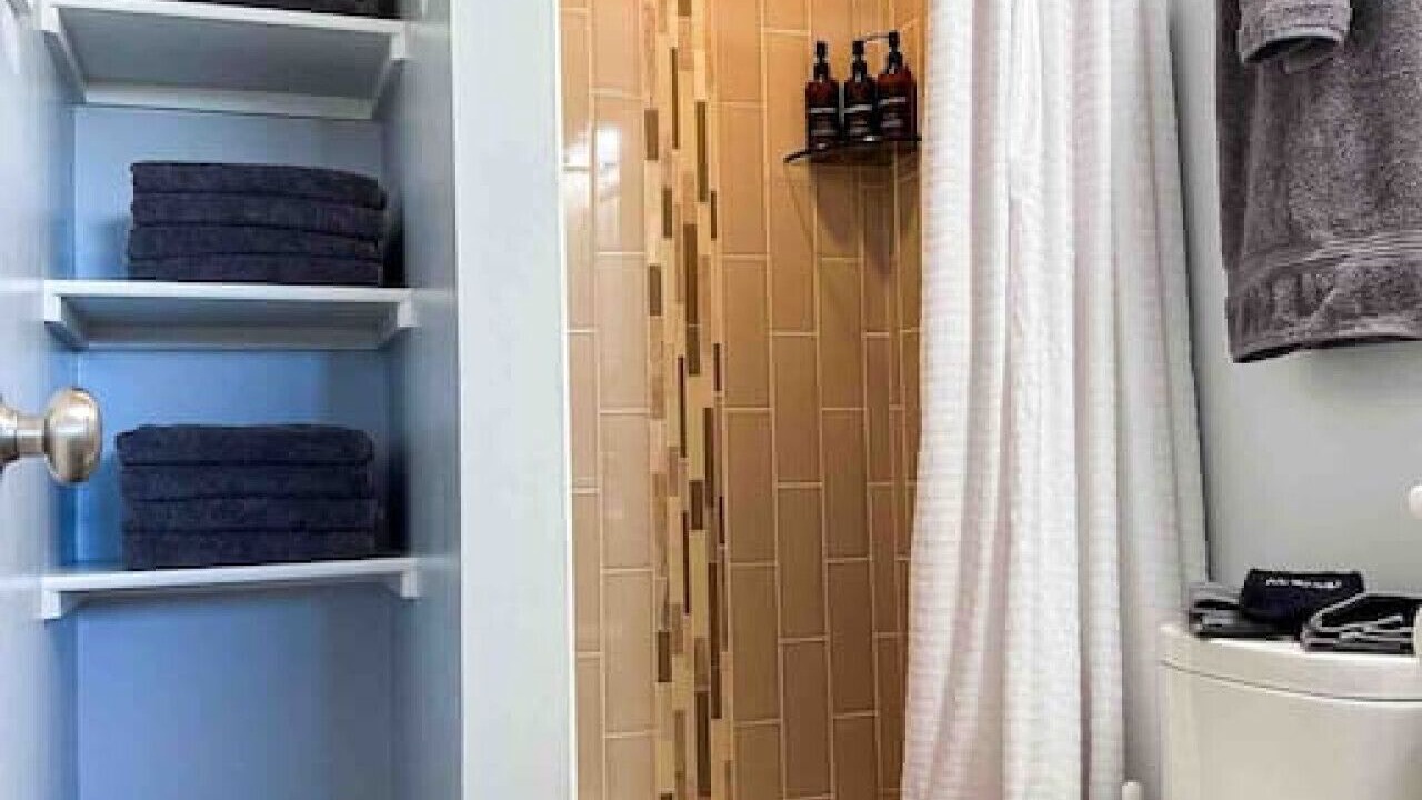 Photo of Bathroom in Arvada Plaza Area