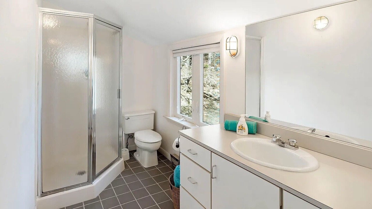 Photo of Bathroom in Edgecomb