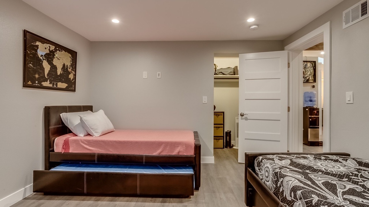 Photo of Bedroom in Golden