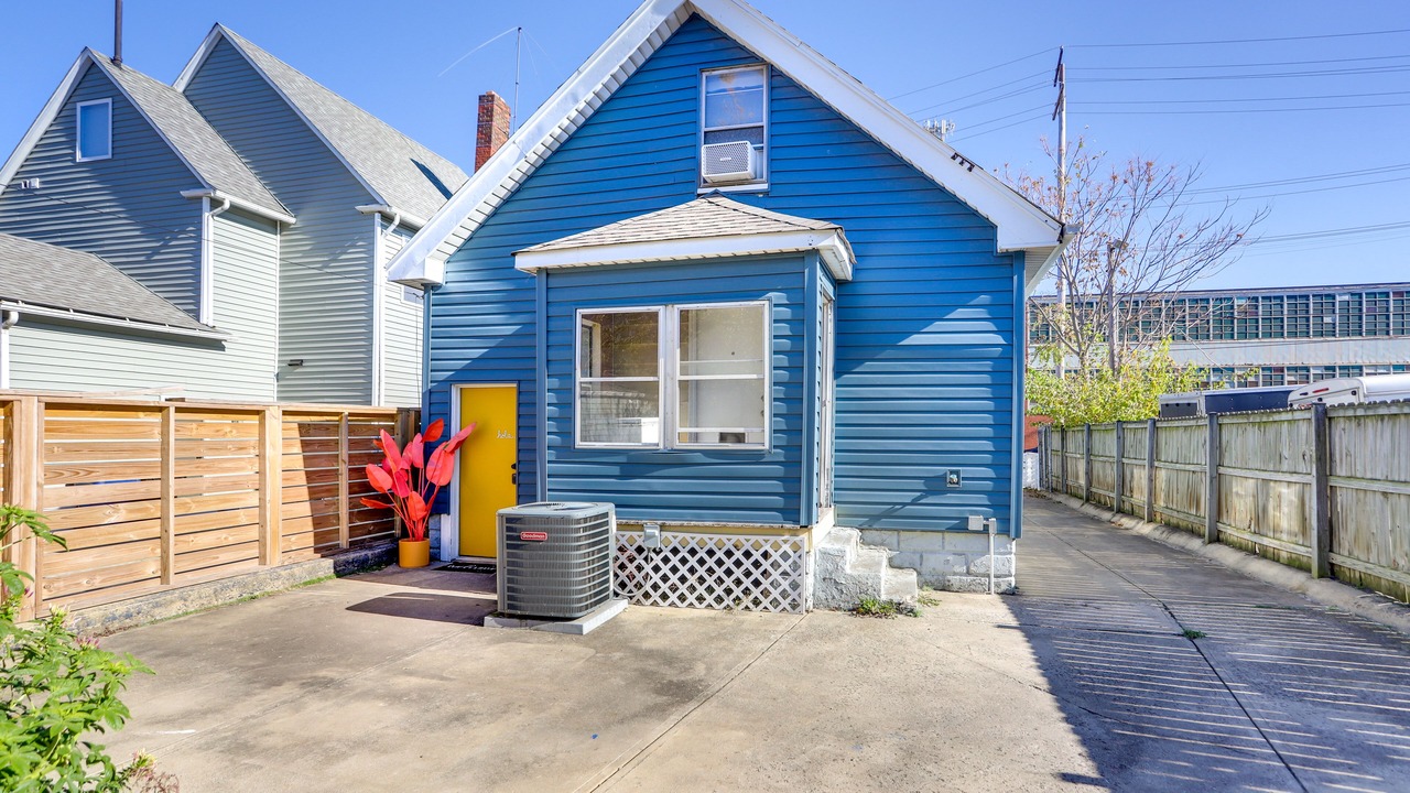 Photo of Outdoor in Detroit - Shoreway