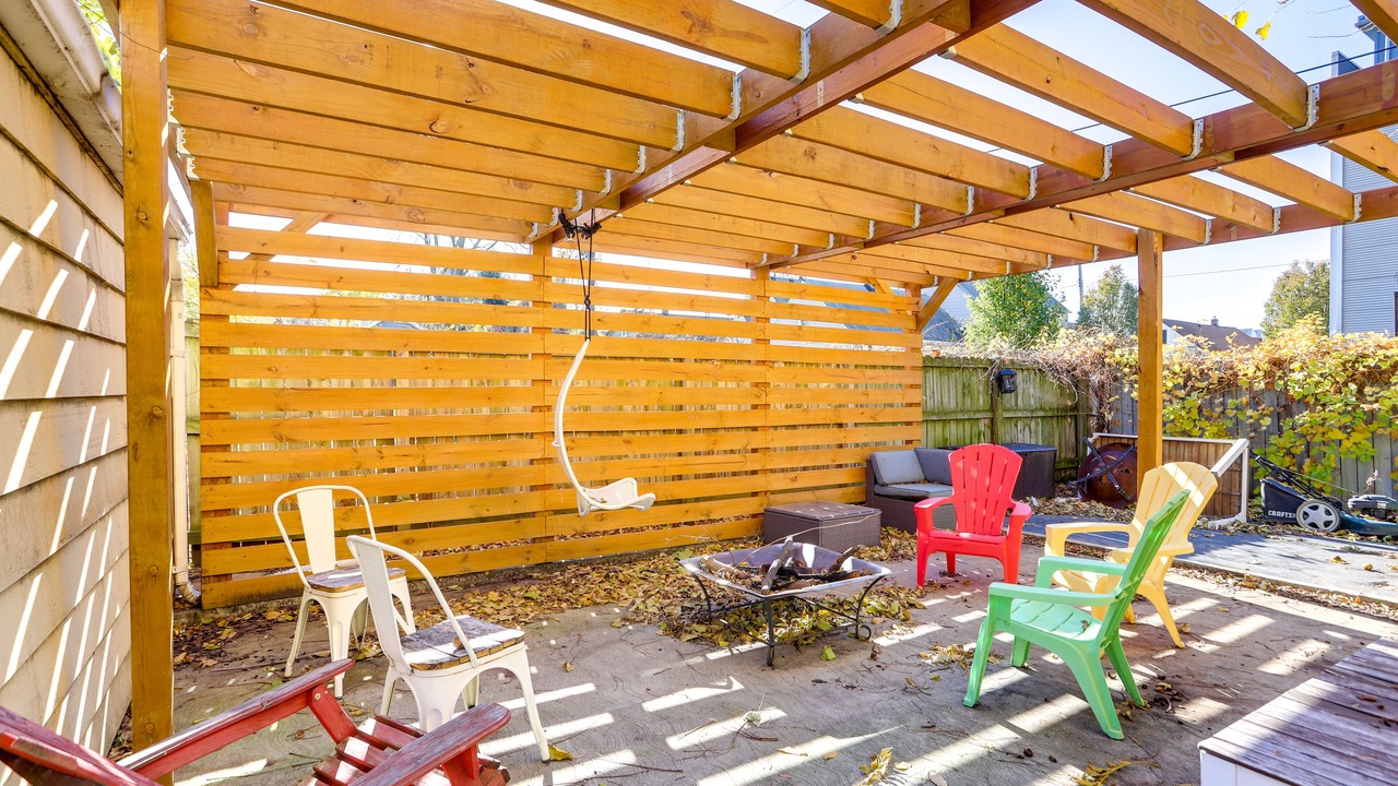 Photo of Patio Balcony in Detroit - Shoreway