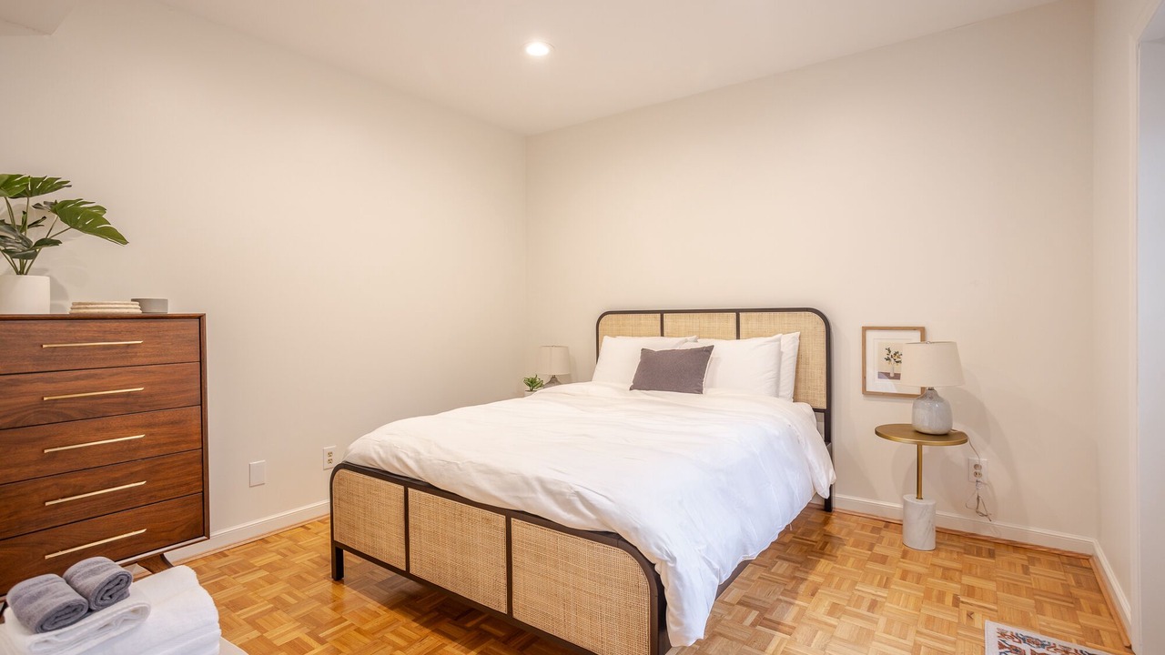Photo of Bedroom in Mount Lookout