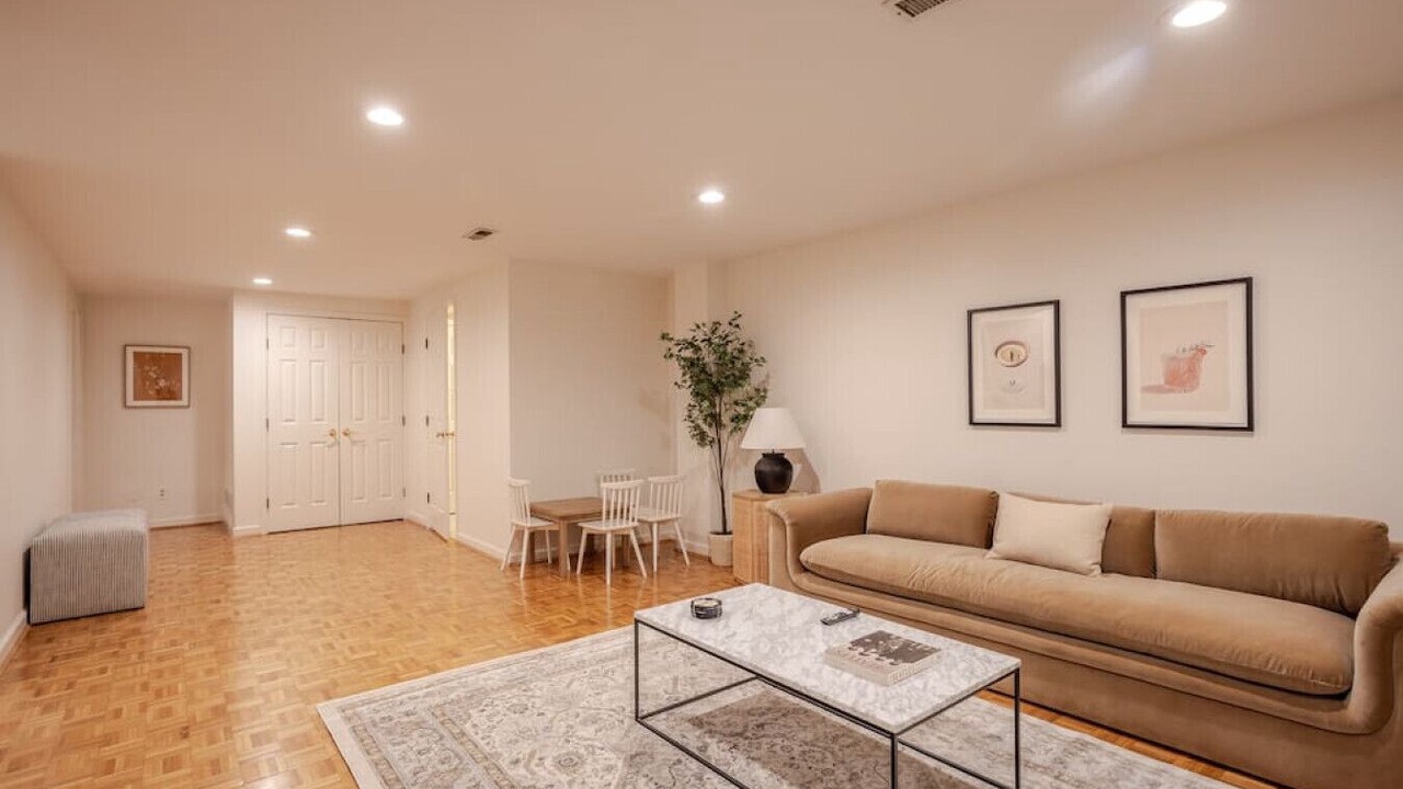 Photo of Livingroom in Mount Lookout