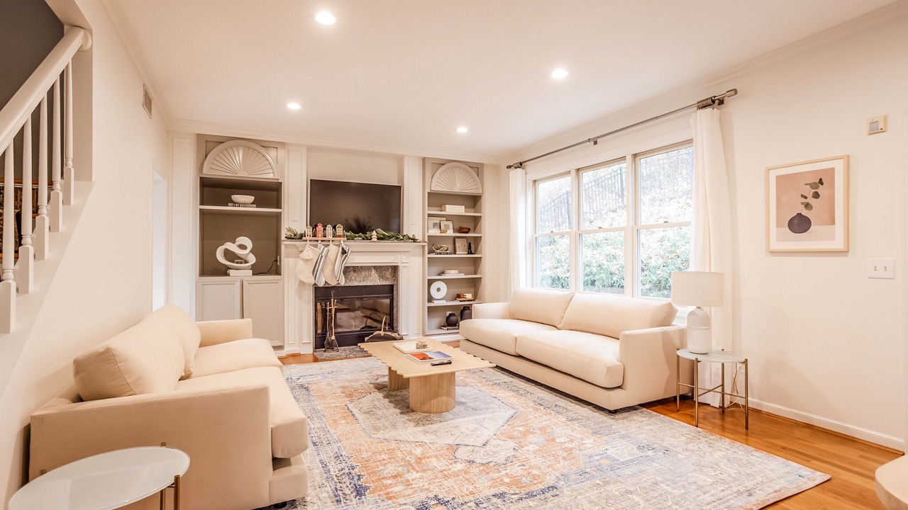 Photo of Livingroom in Mount Lookout