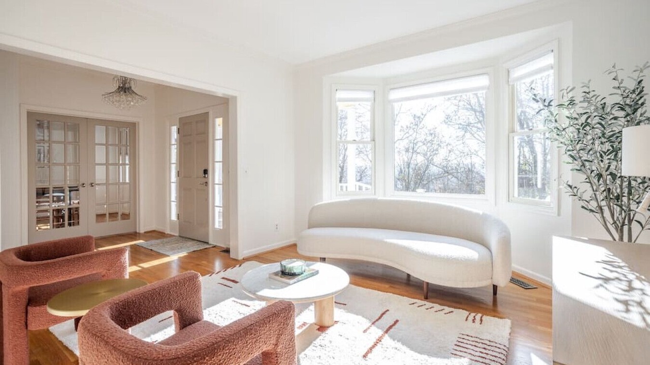 Photo of Livingroom in Mount Lookout