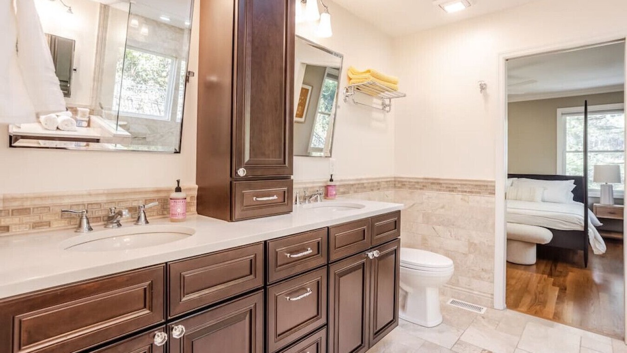 Photo of Bathroom in Mount Lookout