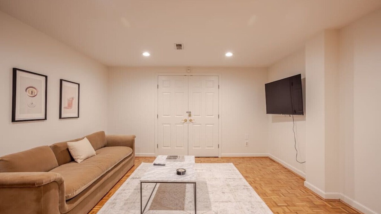 Photo of Livingroom in Mount Lookout