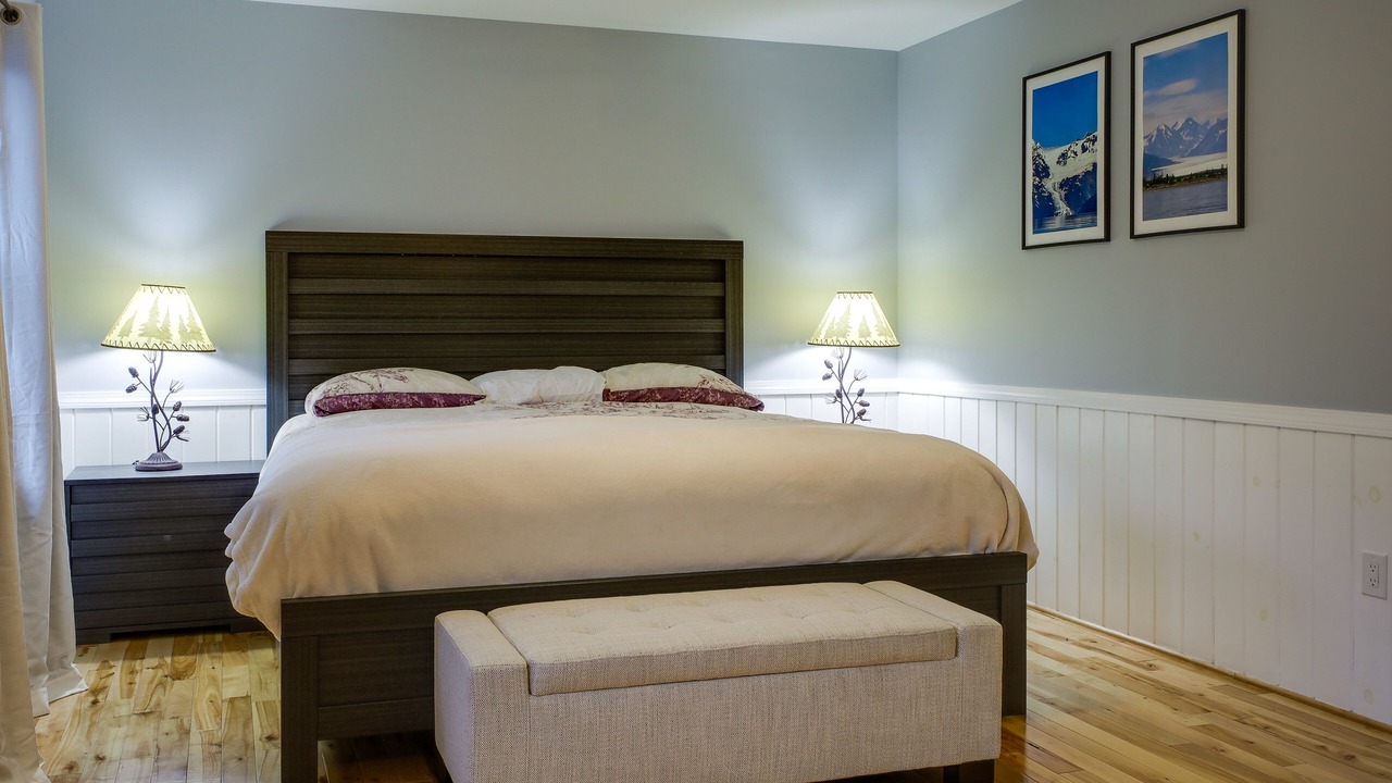 Photo of Bedroom in North Creek