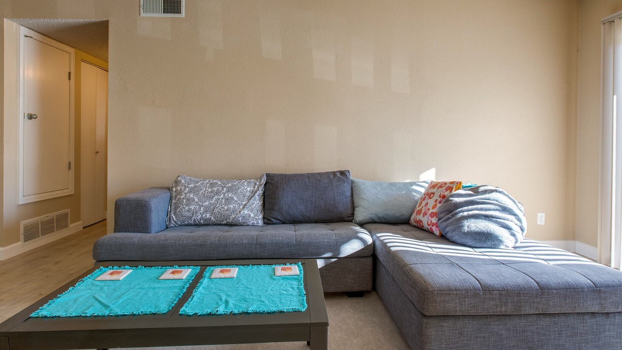Photo of Livingroom in Englewood