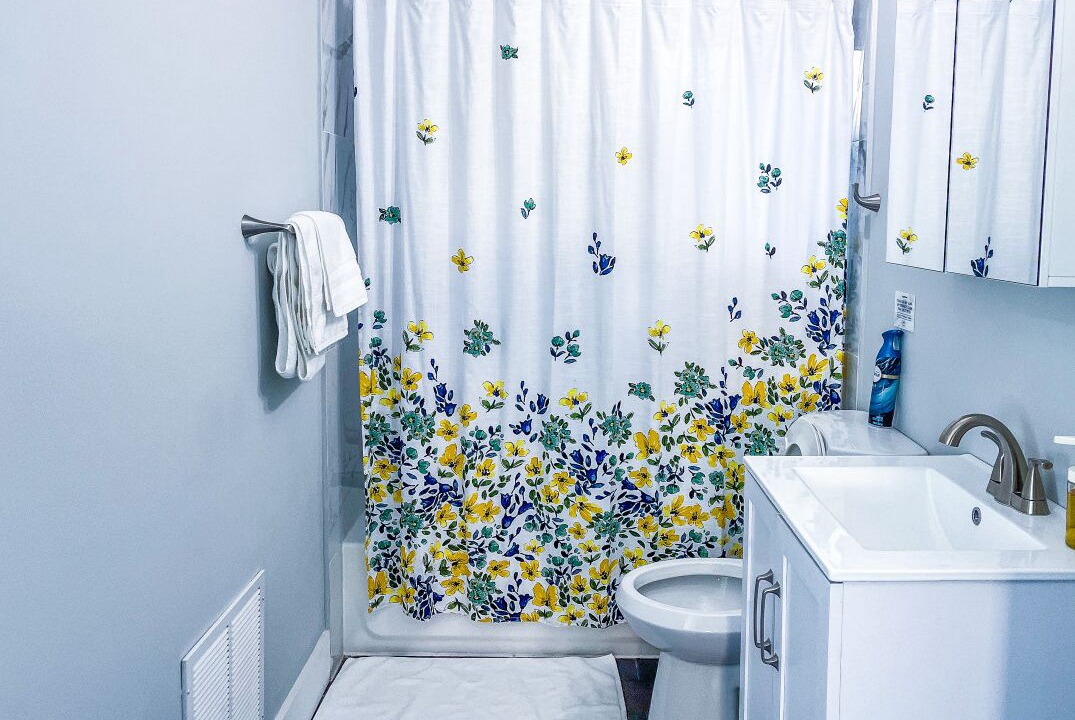 Photo of Bathroom in Downtown Memphis