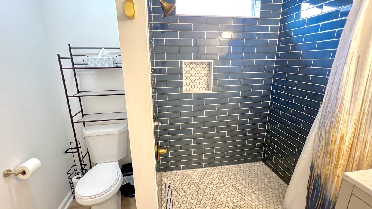 Photo of Bathroom in Heron Walk