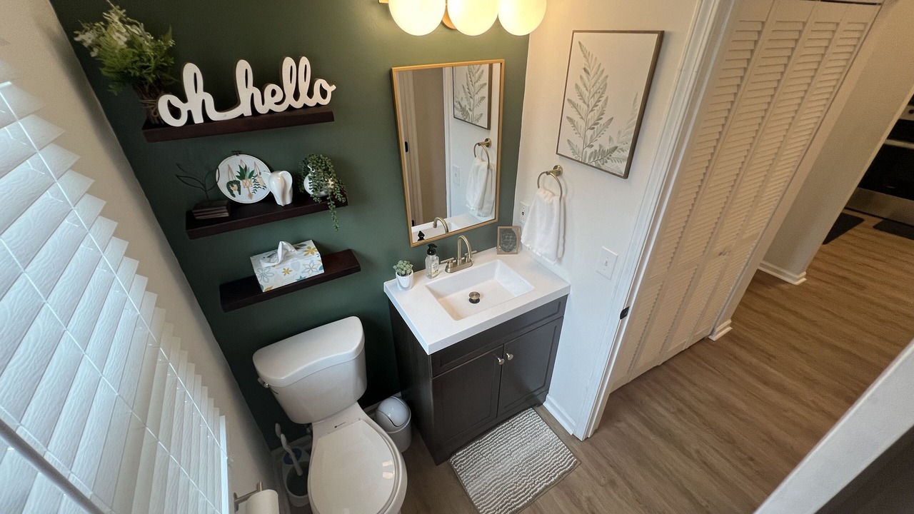 Photo of Bathroom in Heron Walk