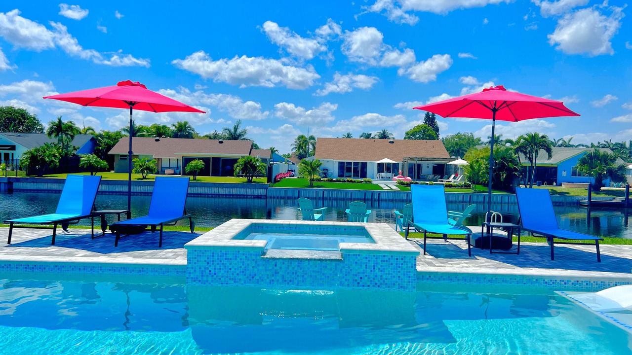 Photo of Outdoor in Tropic Palms