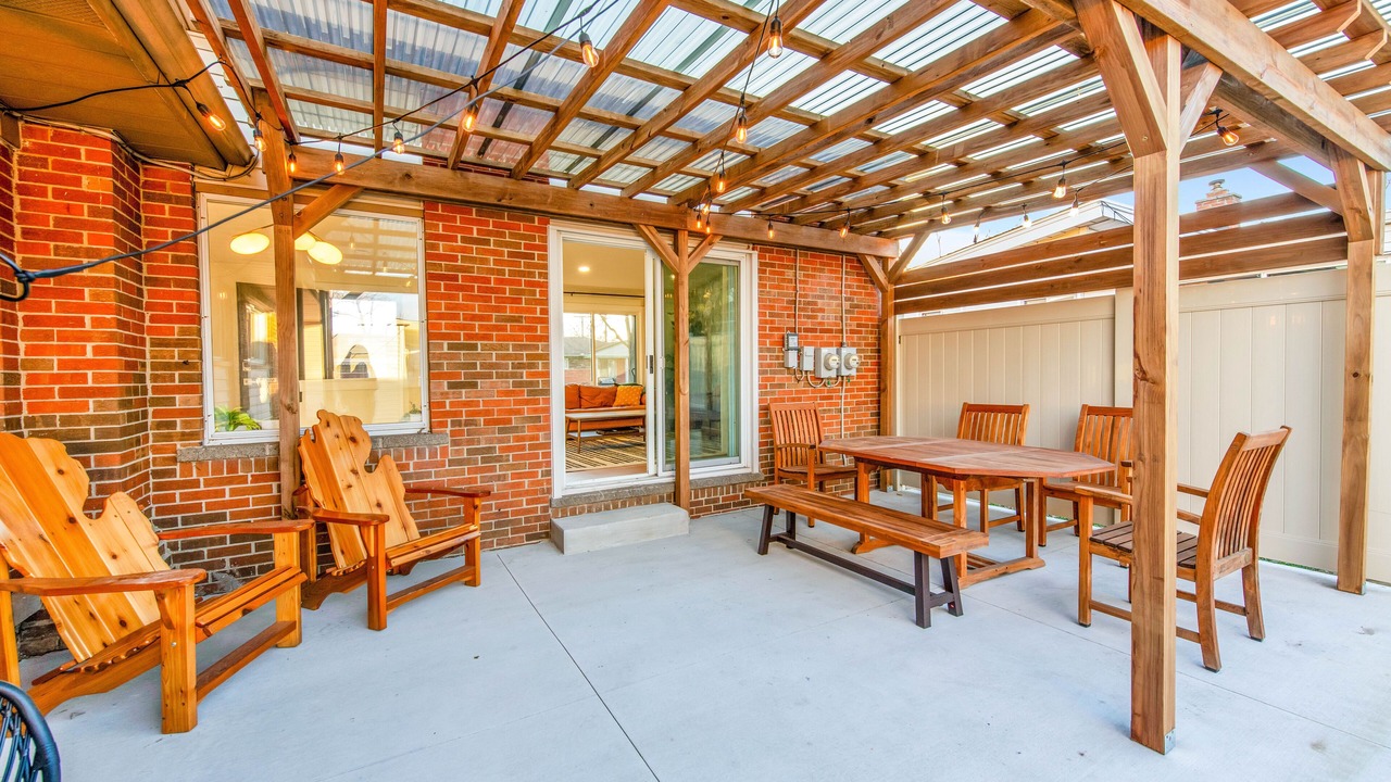 Photo of Outdoor in Royal Oak
