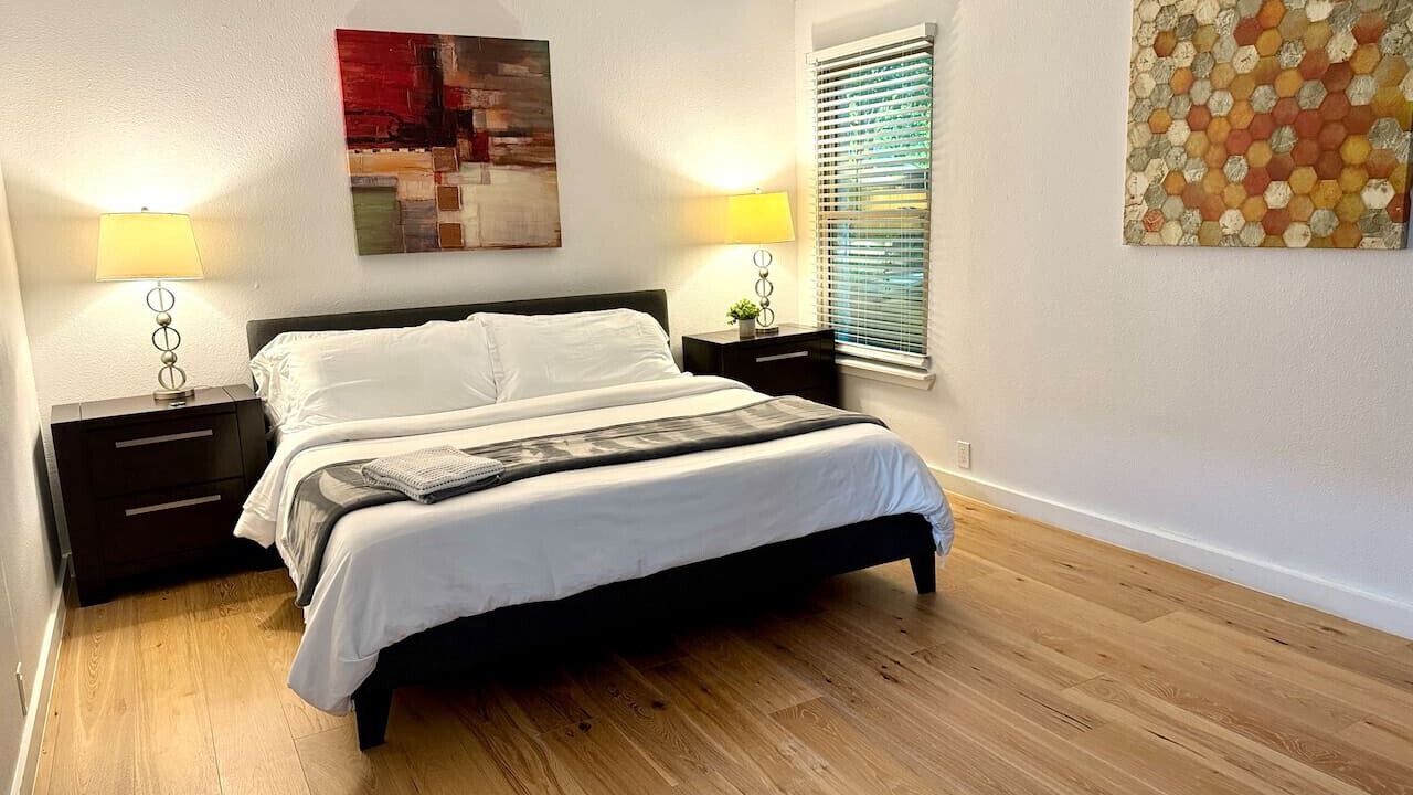Photo of Bedroom in North Austin Civic Association