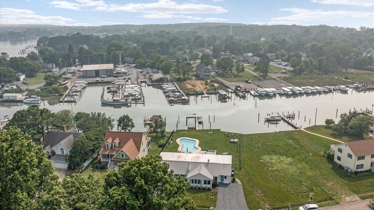 Photo of Others in Tilghman