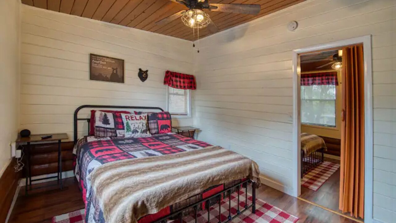 Photo of Bedroom in Bearss Plaza