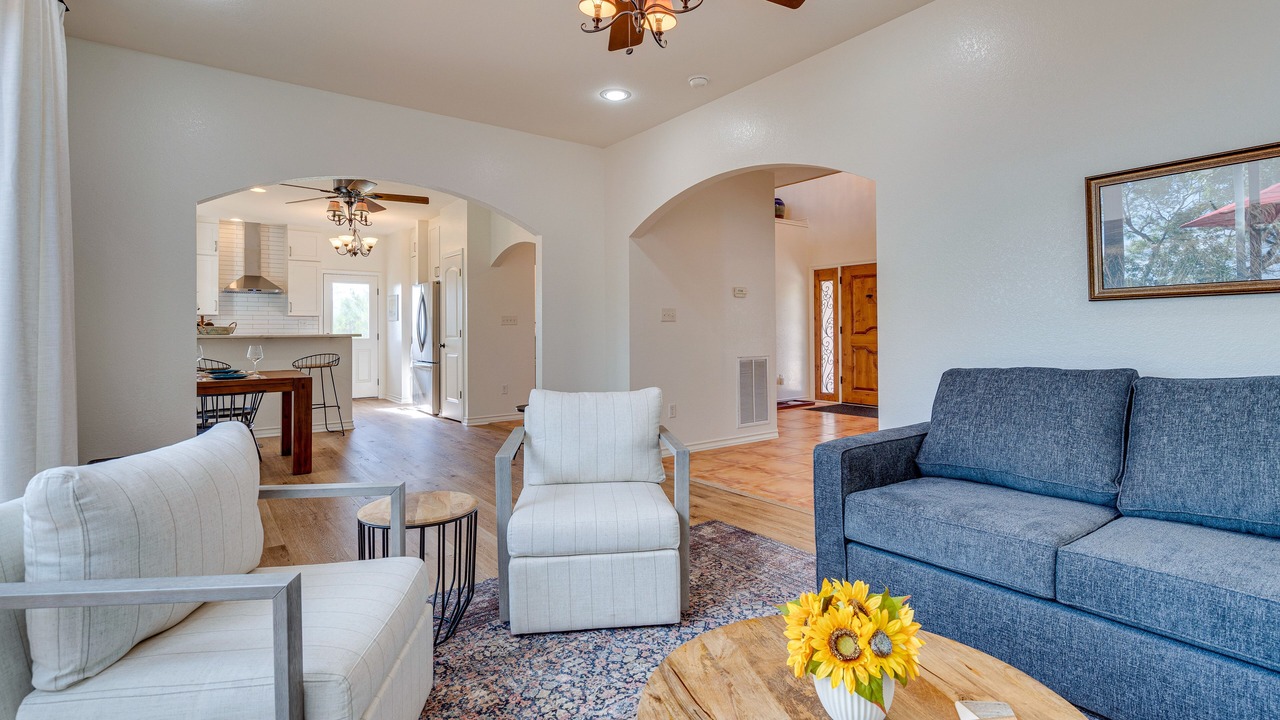Photo of Livingroom in Leander