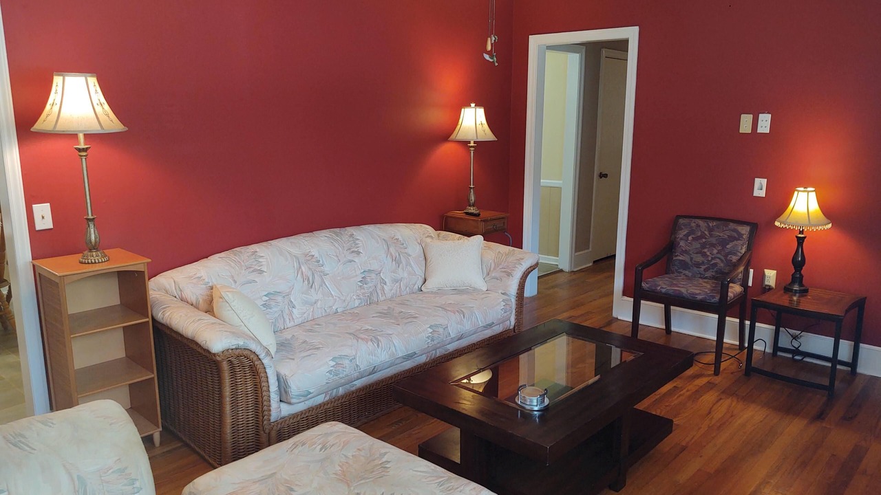 Photo of Livingroom in Cayce
