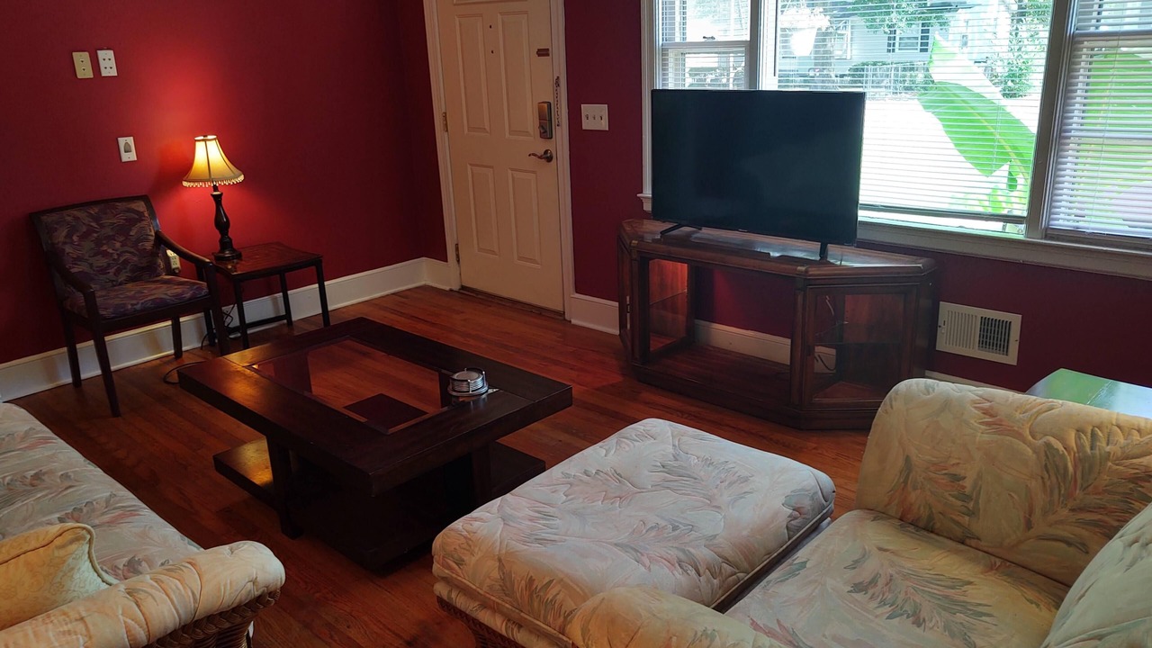 Photo of Livingroom in Cayce