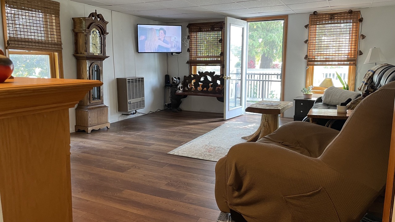 Photo of Livingroom in St Ignace