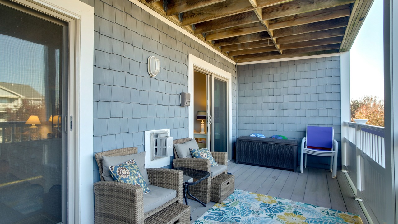 Photo of Patio Balcony in Heron Harbour Isle