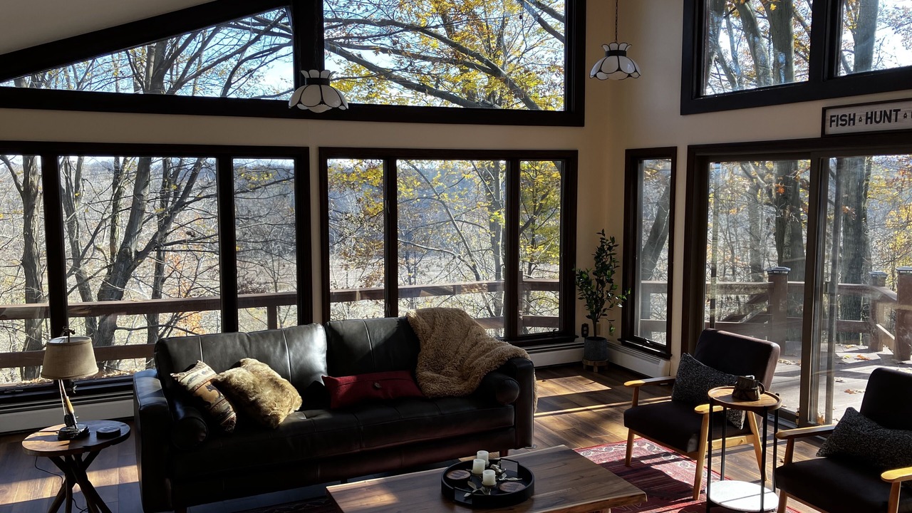 Photo of Livingroom in Conneaut