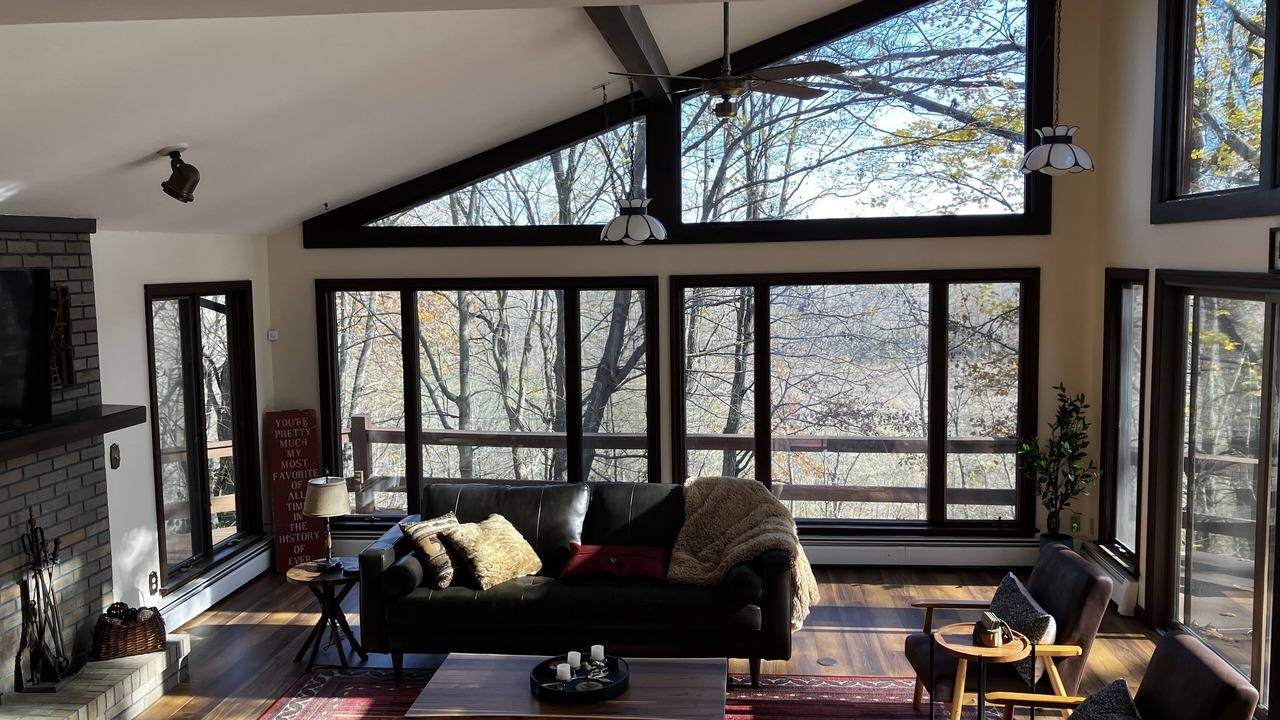 Photo of Livingroom in Conneaut