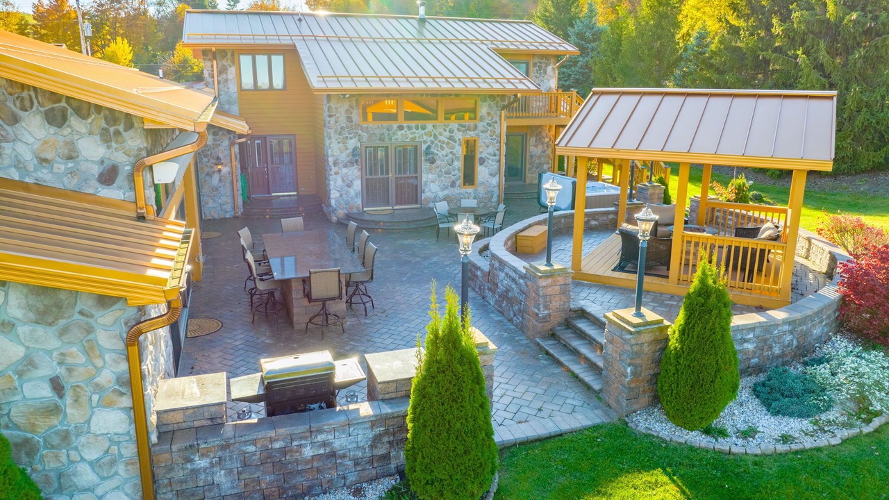 Photo of Outdoor in Friendsville