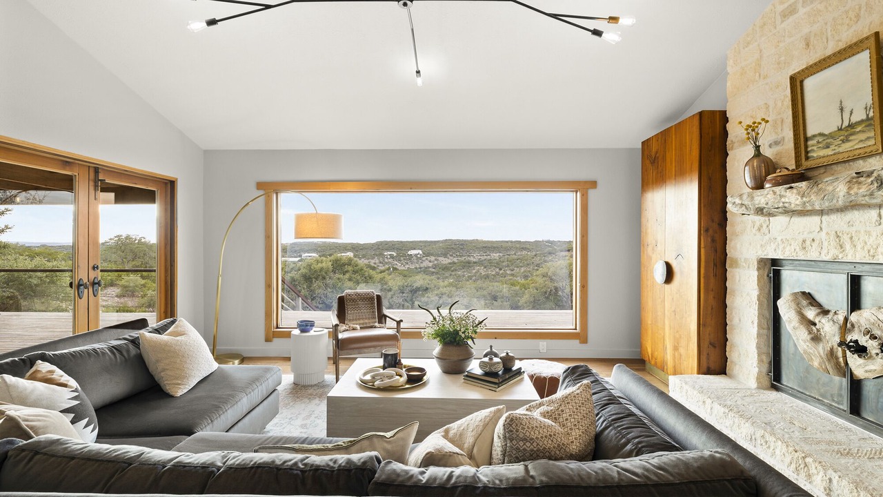Photo of Bedroom in Wimberley