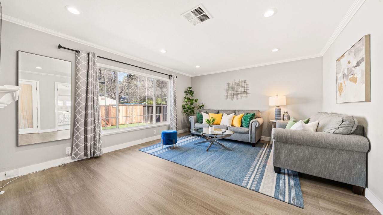 Photo of Livingroom in Cambrian