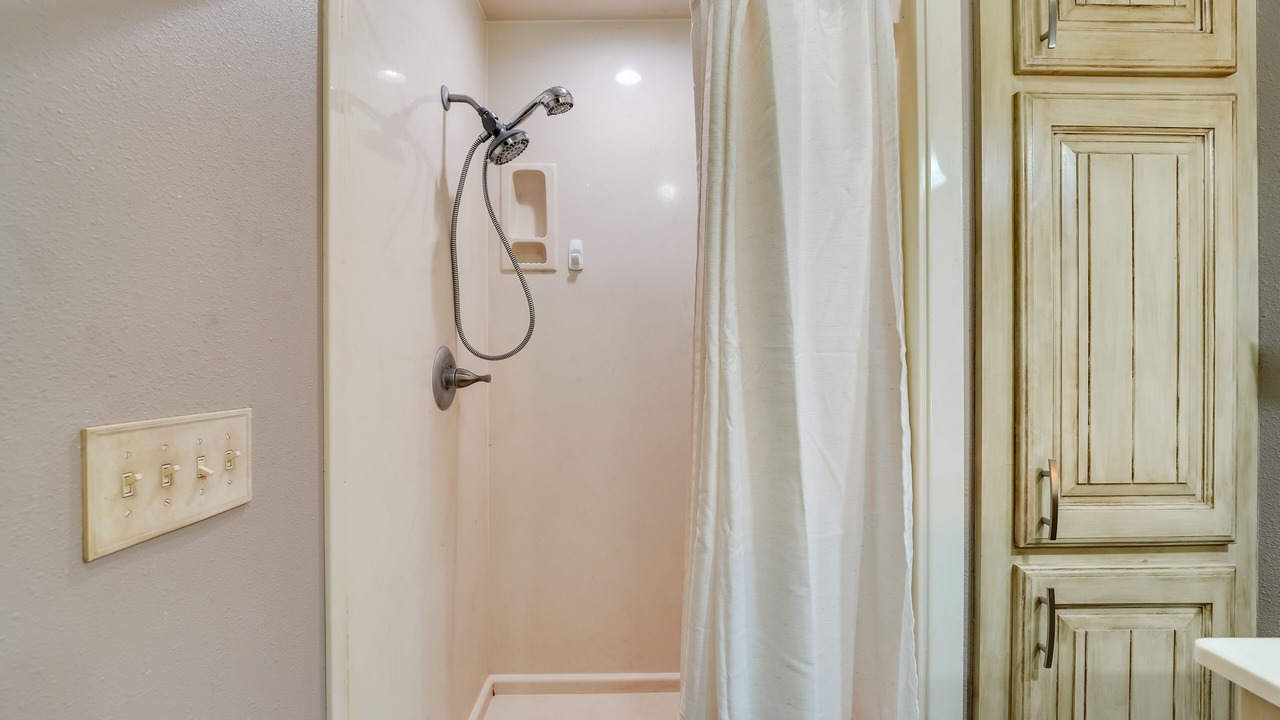 Photo of Bathroom in Tahoka