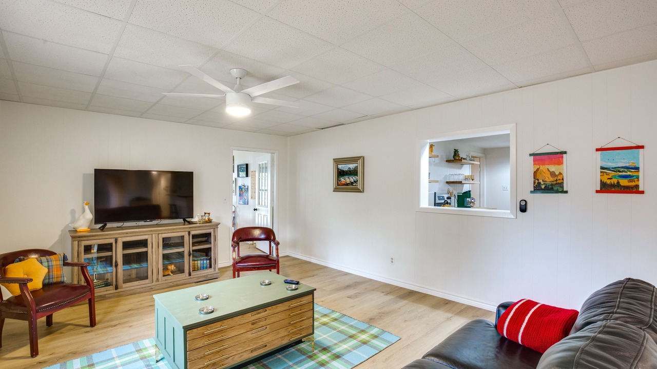 Photo of Livingroom in Berryville