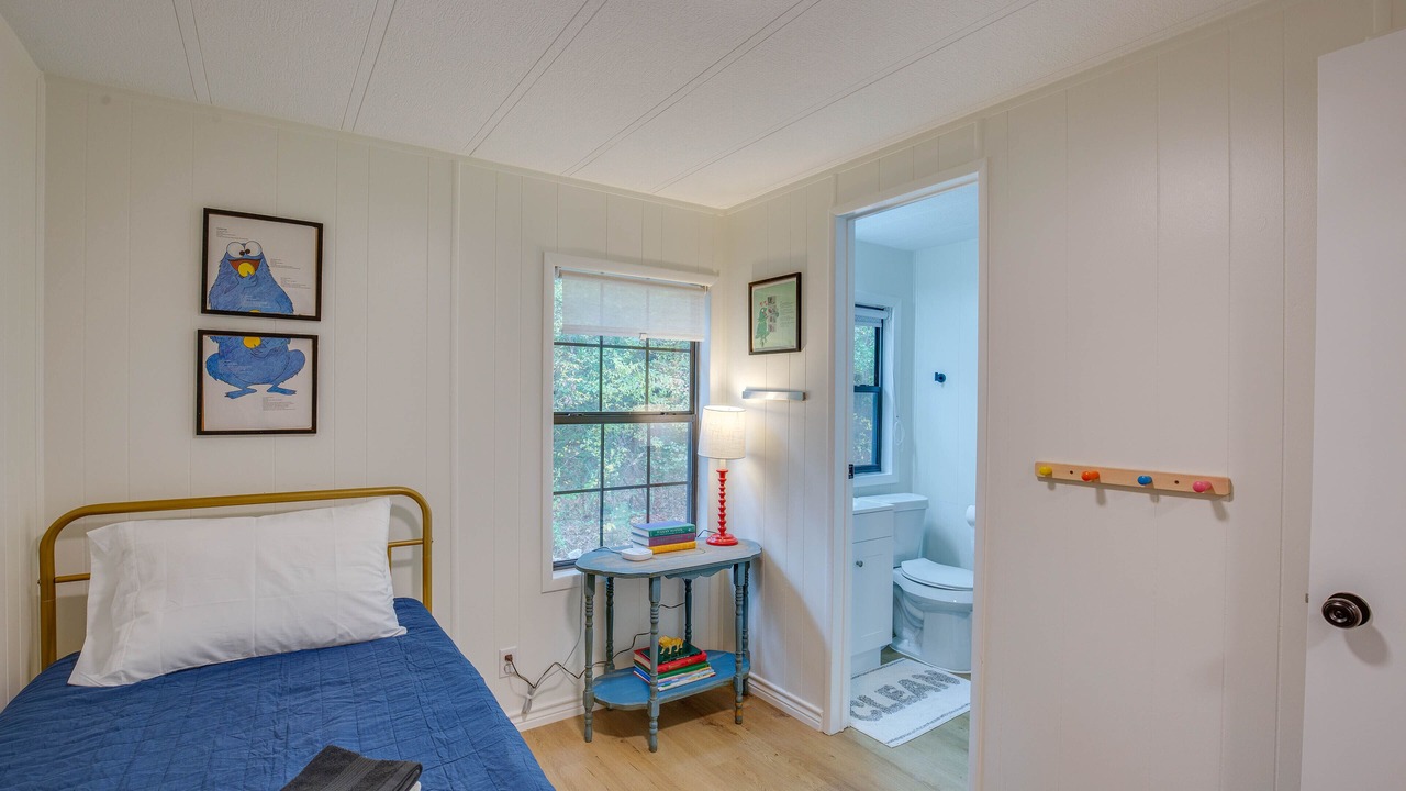 Photo of Bedroom in Berryville