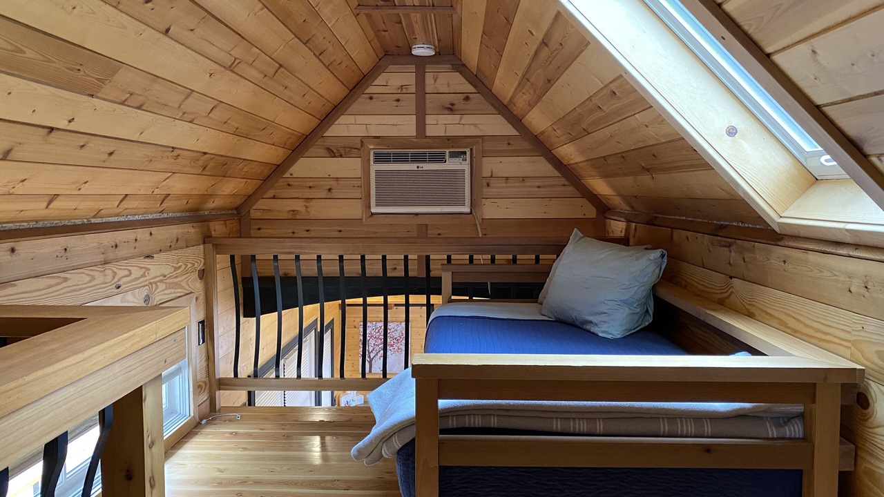Photo of Bedroom in Lyons