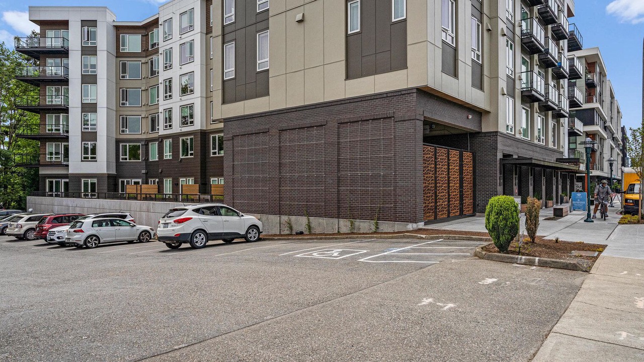 Photo of Outdoor in Totem Lake