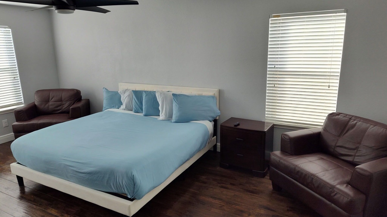 Photo of Bedroom in Pearland